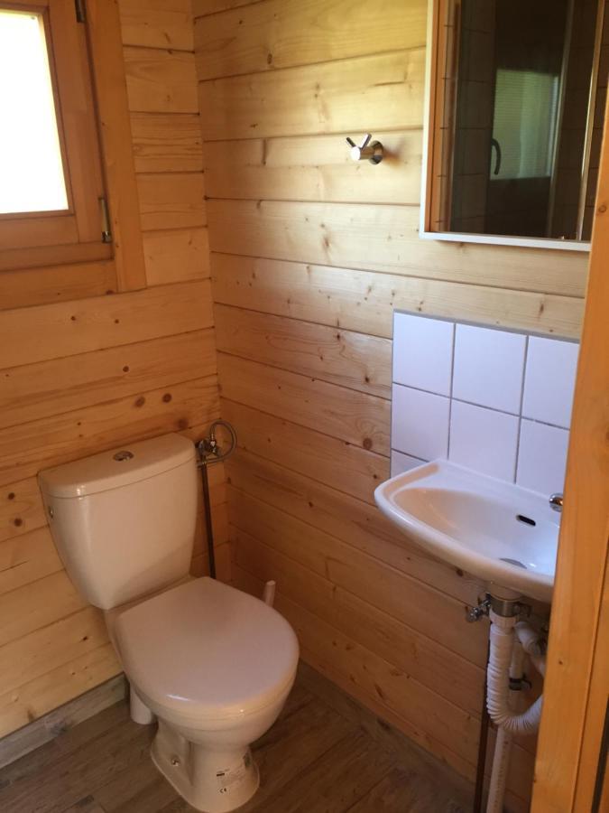 Pokoje I Domki Letniskowe Bros Dziwnów Buitenkant foto