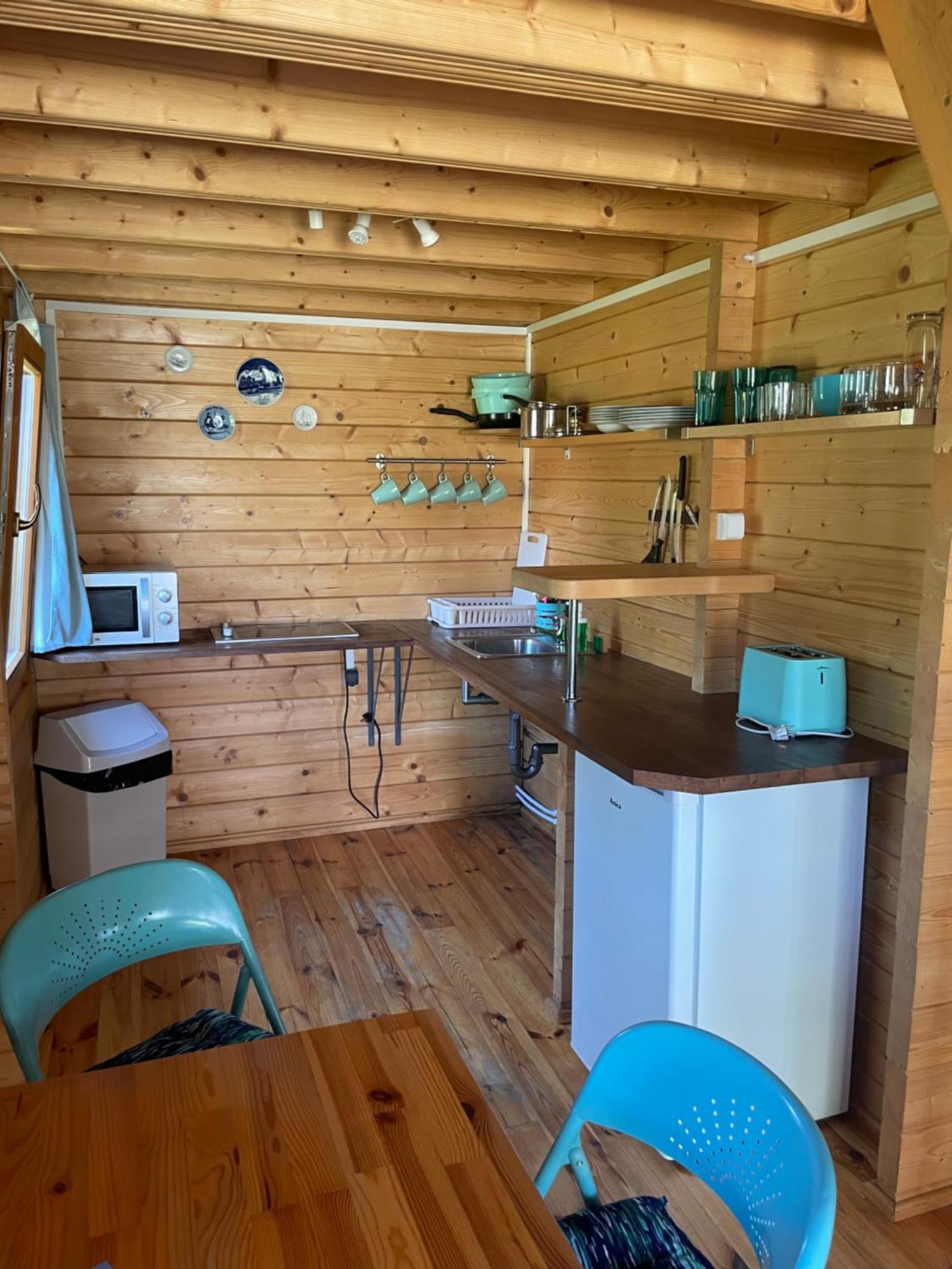 Pokoje I Domki Letniskowe Bros Dziwnów Buitenkant foto